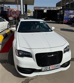 کرایسلەر 300